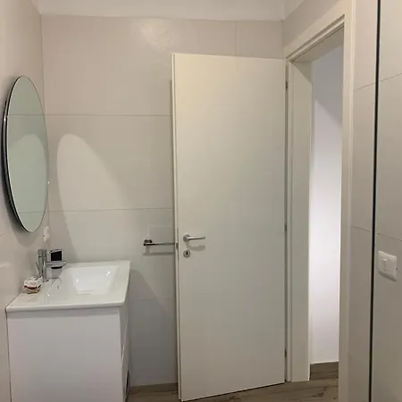 G25 Villa Himare